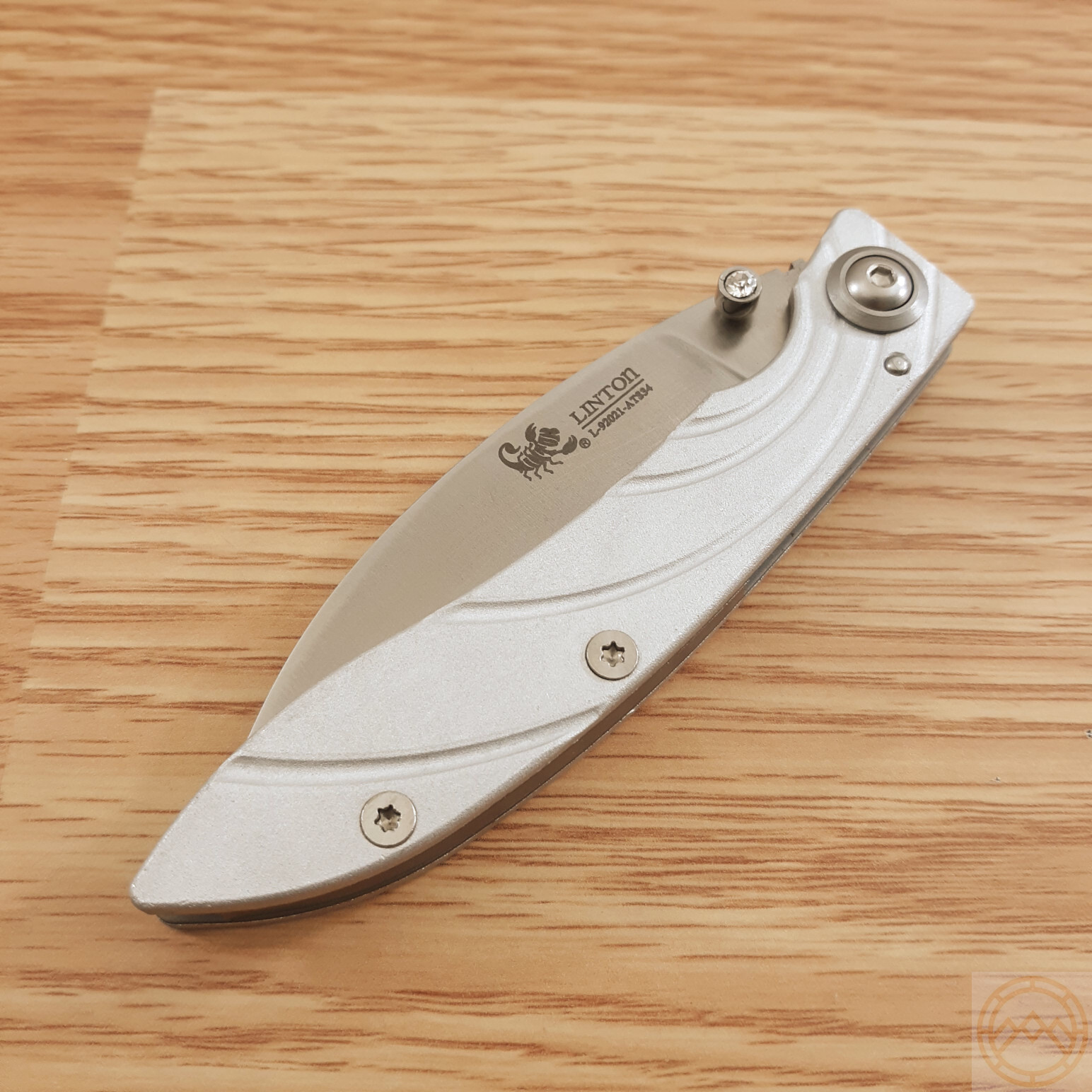 Linton Cutlery Linerlock Folding Knife 3.25″ ATS-34 Stee Blade Aluminum Handle