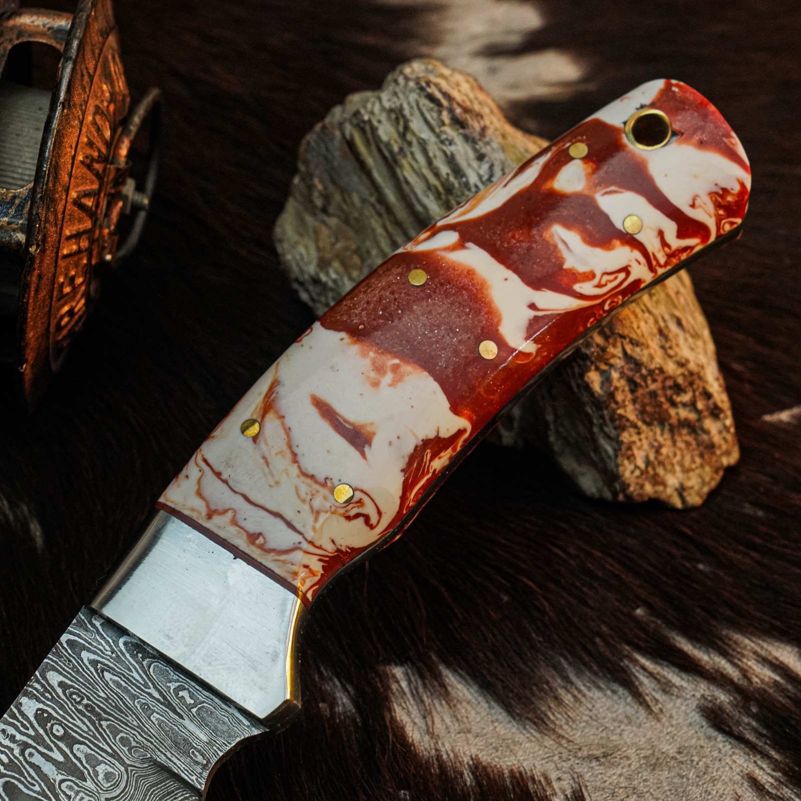 8.8″ Clip Point Knife Damascus Steel Hunting EDC Full Tang Blade Resin Handle