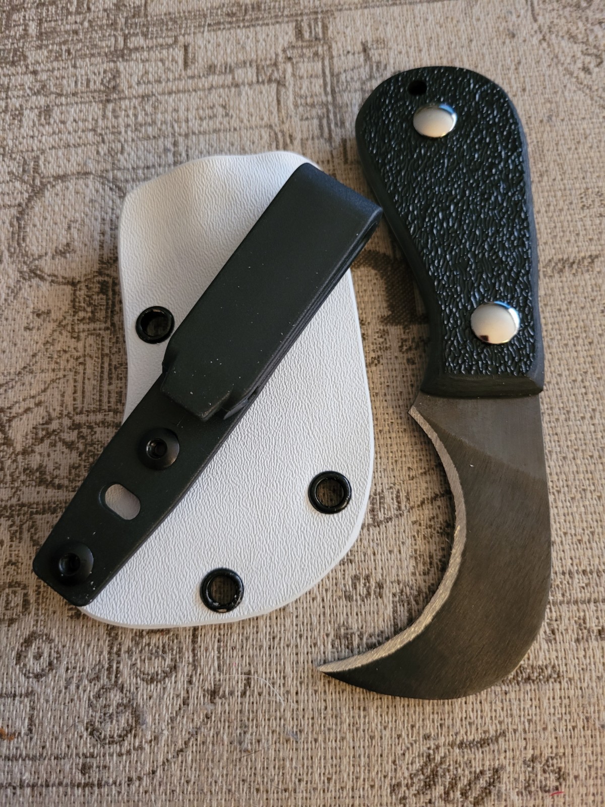 RcaneArtisan Handmade Winterhawk Fixed Blade Knife
