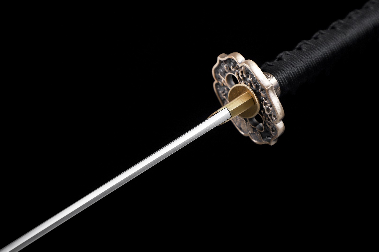 Katana Japanese Samurai Sharp Functional Sword Clay Tempered Folded T10 Steel