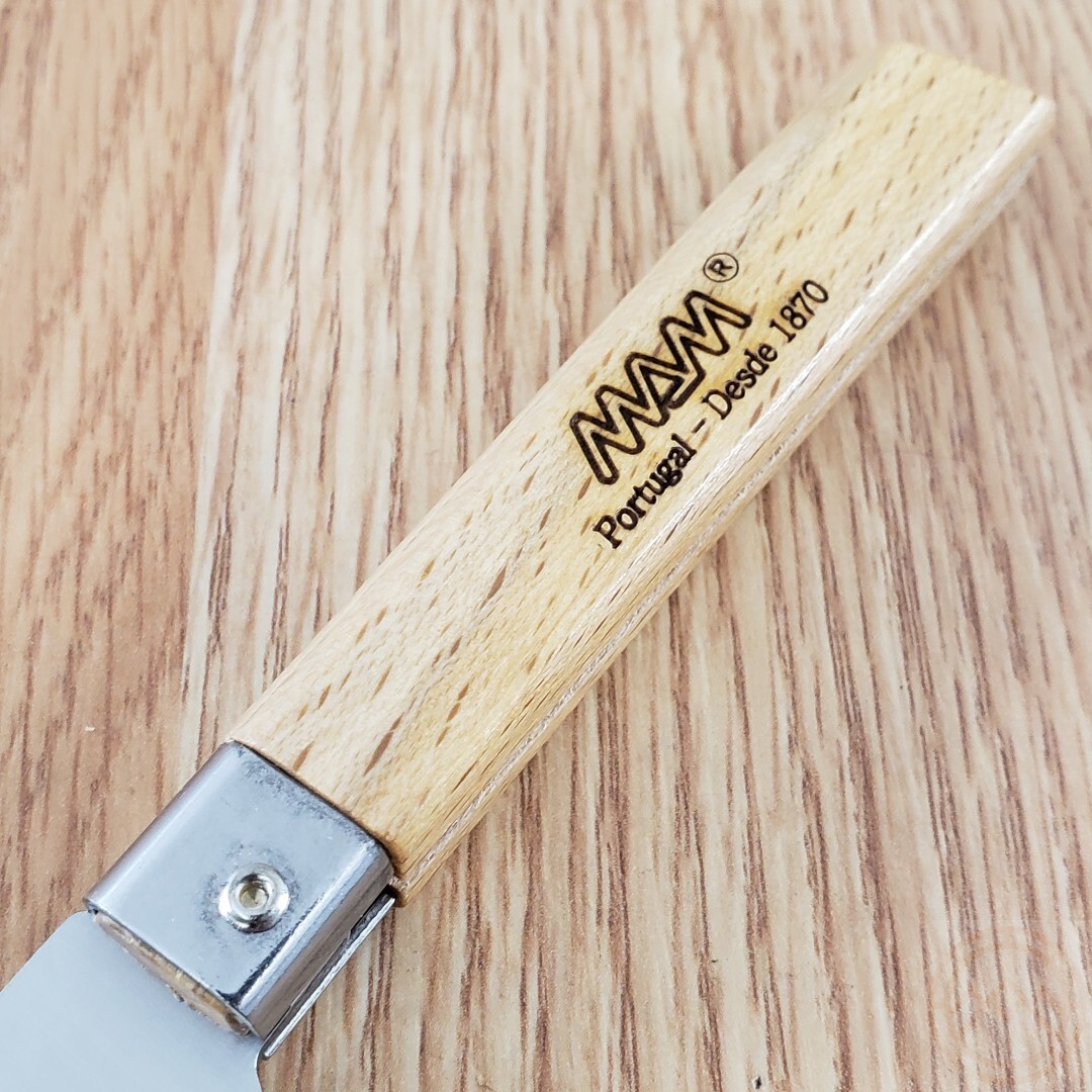MAM Medium Folder Folding Knife 3.25″ Stainless Steel Blade Beechwood Handle