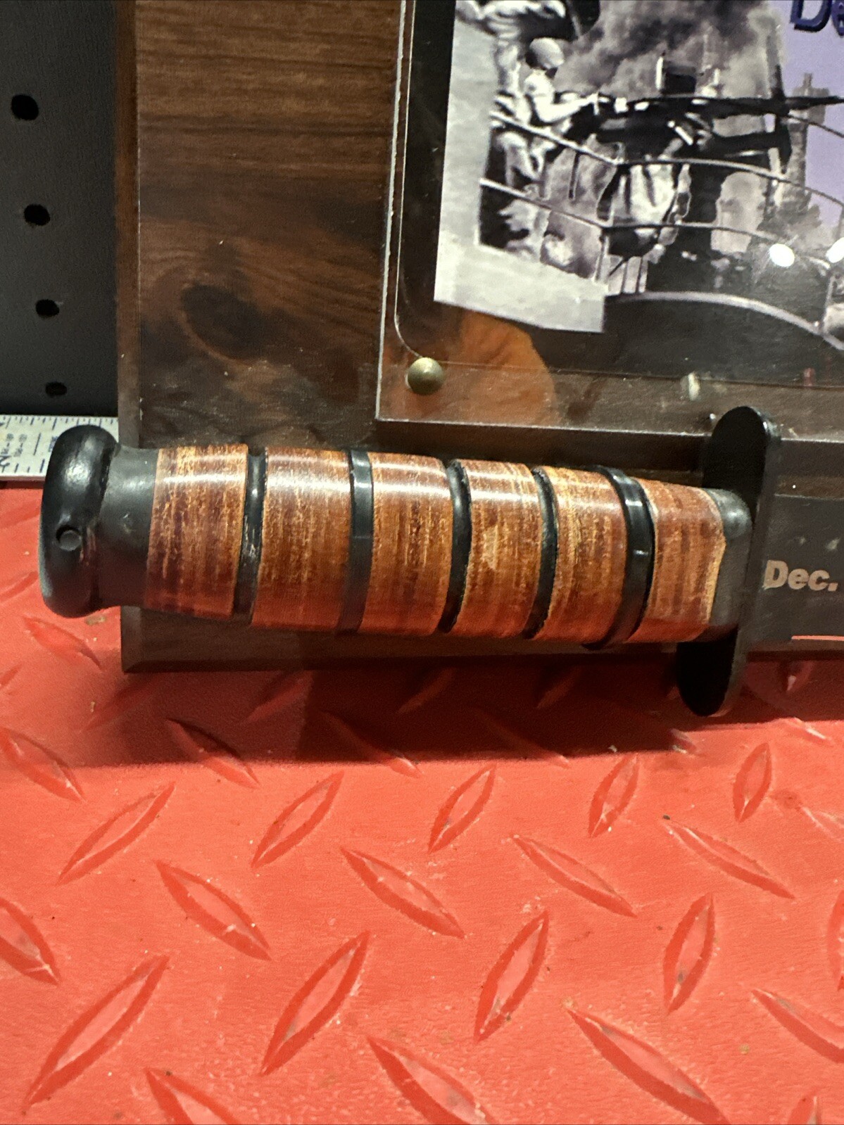 2001 KA-BAR KA-1217PH FROM FROST CUTLERY ATTACK KABAR With Plaque