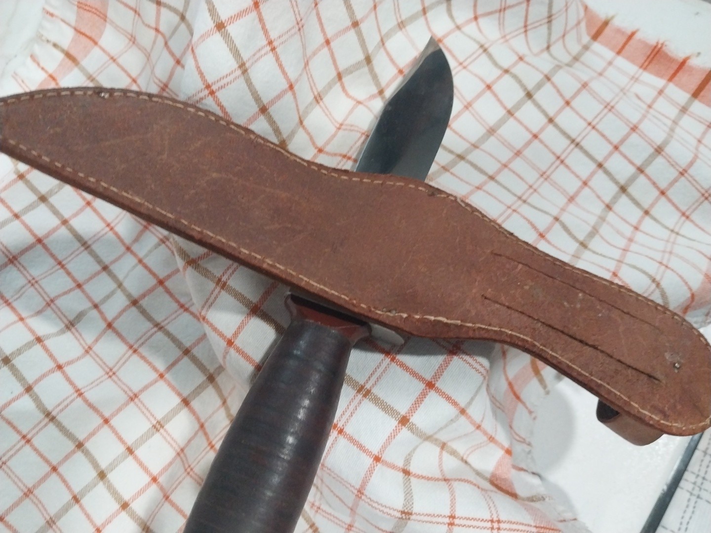 VTG IMPERIAL Providence USA Fixed Blade Knife Stacked Leather Handle B4