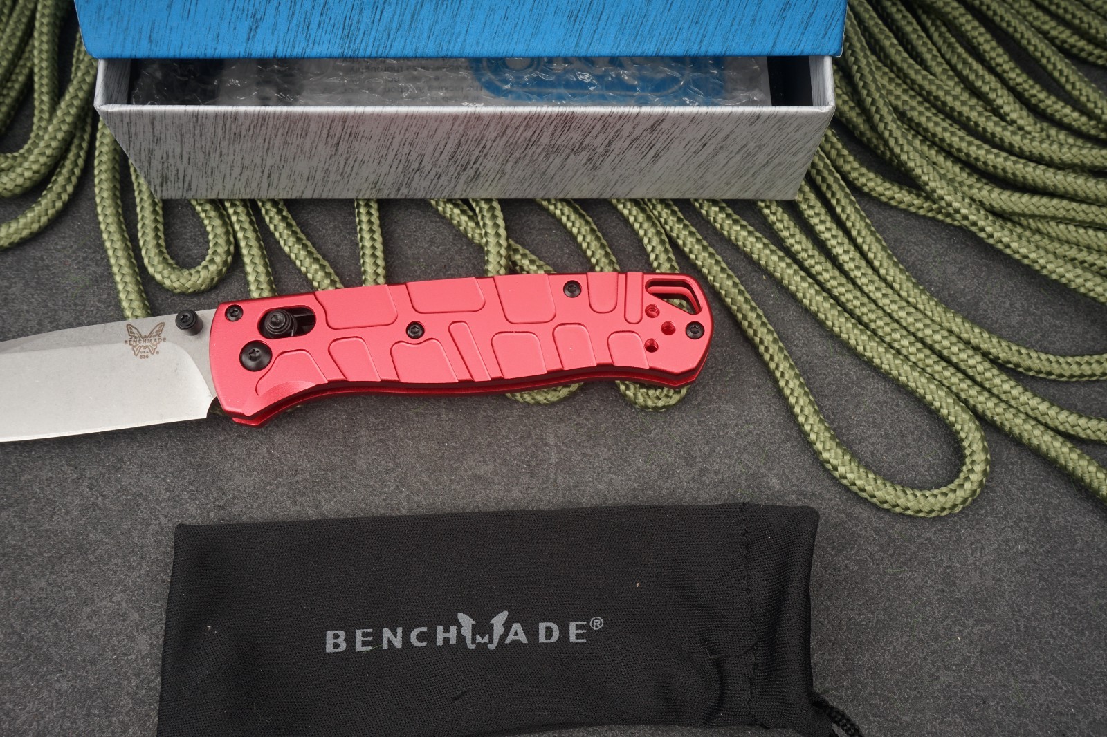 Benchmade 535 Bugout S30V Red Aluminum Handle AXIS Lock EDC Folding Knife