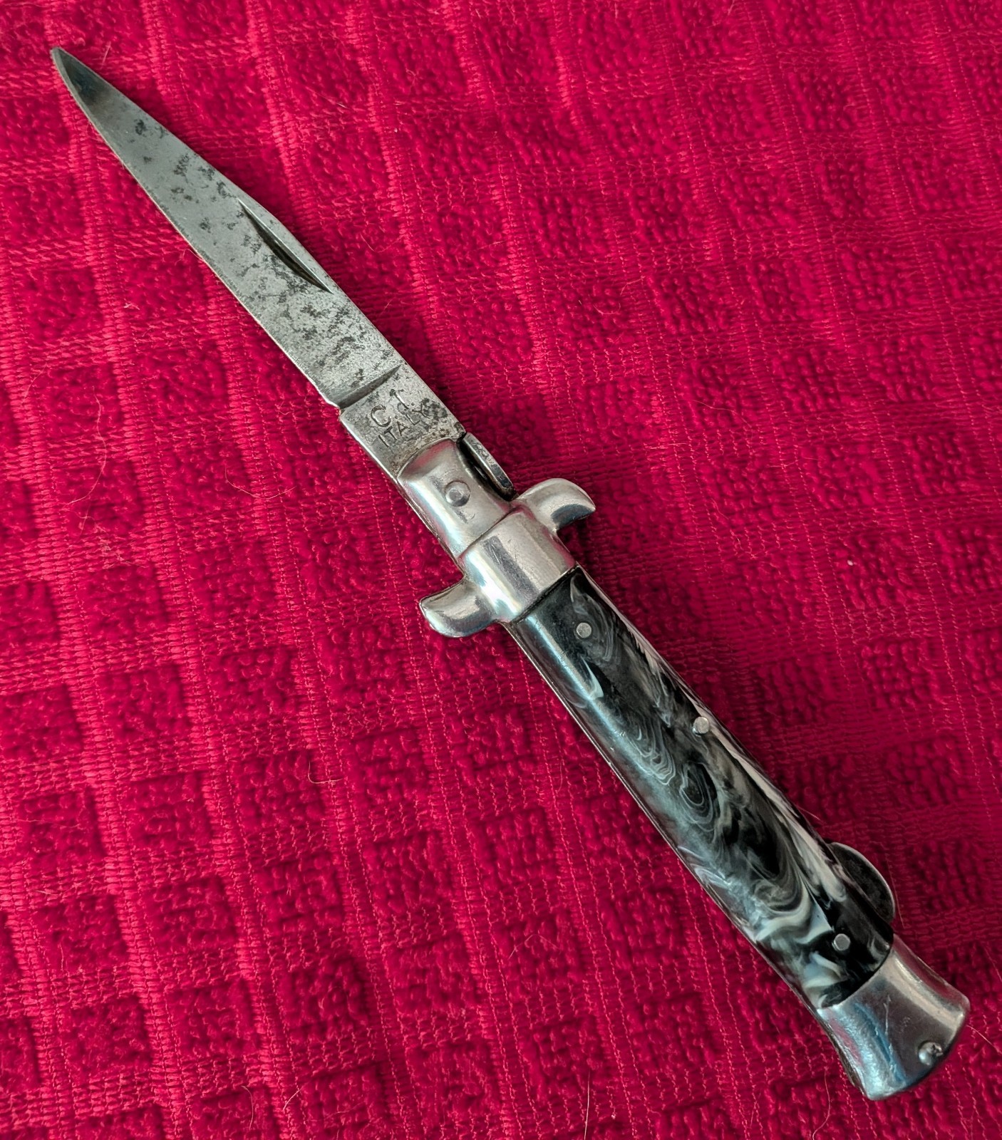 Italian Stiletto Manual Folding Lock Back Knife Horn Faux Pearl C1 Italy 7″
