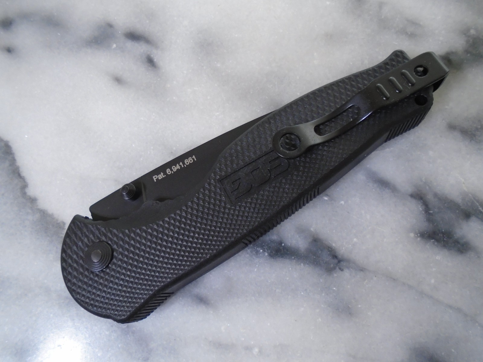 SOG Flash II Assisted Open Pocket Knife Arc Lock Folder Aus-8 TFSA-98-42-102 New