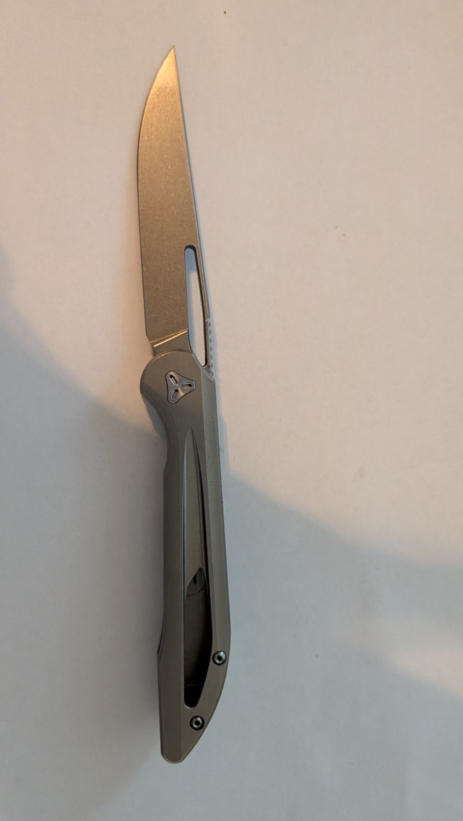 Boos Blades Smoke Pocketknife Stainless Clip Point Blade Titanium Handle Gray