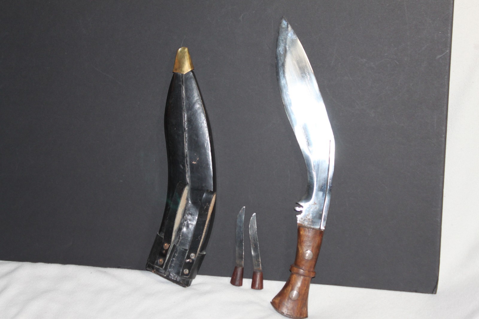 Vintage India Kukri Knife w/ Sheath & 2 Small Knives Full Tang Nepalese Gurkha