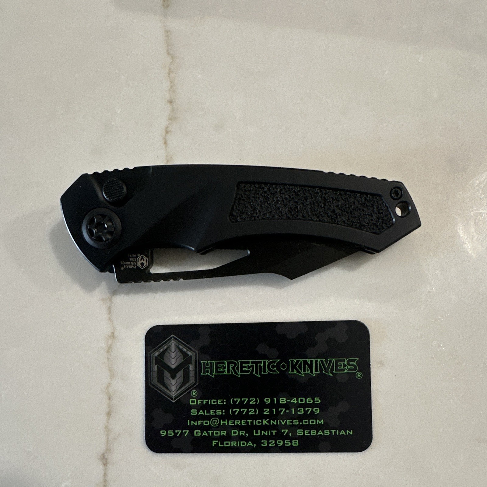 Heretic Knives Pariah H046-6A-T Manual Pocketknife Drop Point Plain Button Lock