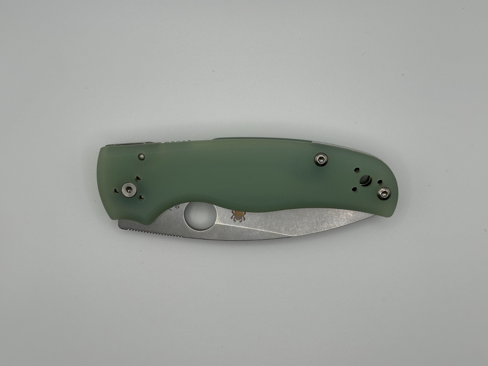Spyderco Shaman M390 C229 Jade Green Folding Knives FACTORY SECOND NEW