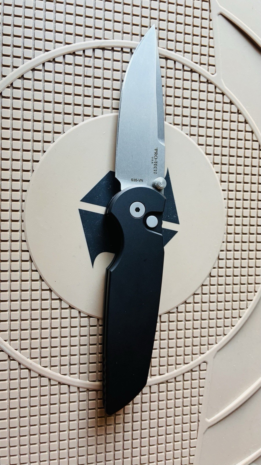 Pro-Tech TR-3 Integrity S35VN manual knife