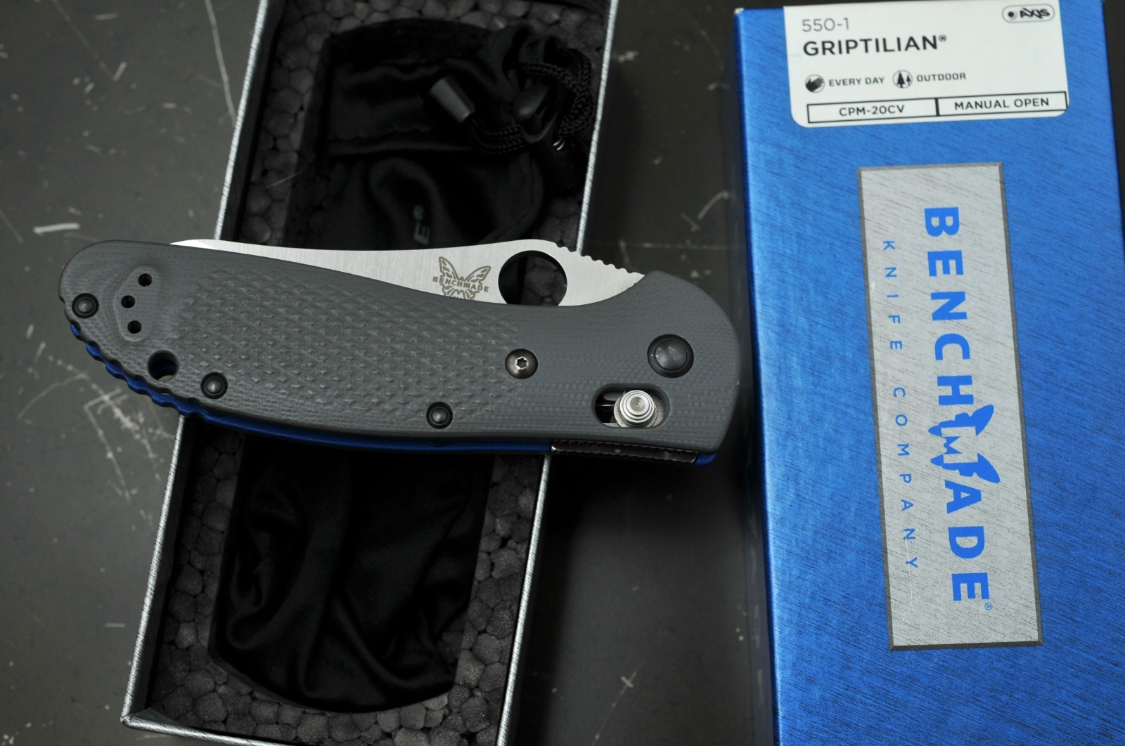 Benchmade 550-1 Griptilian 20CV Sheepsfoot Gray + Blue G10 , Rare / Discontinued