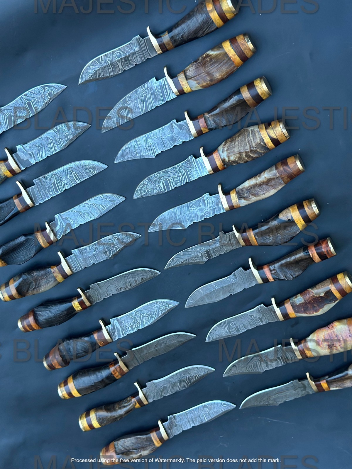 Lot of 20pc 8» Damascus Steel Skinning/Hunting Knife Ram Horn Handle W Sheath.