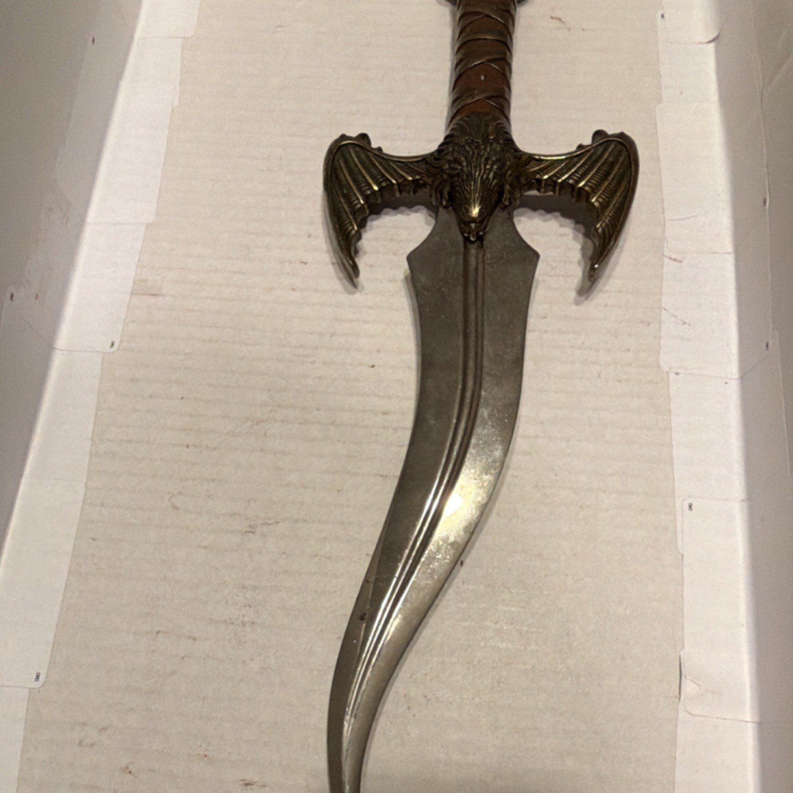 Fantasy Fixed Blade Knife Metal Decorative Handle Curved Silver Blade Over 5in