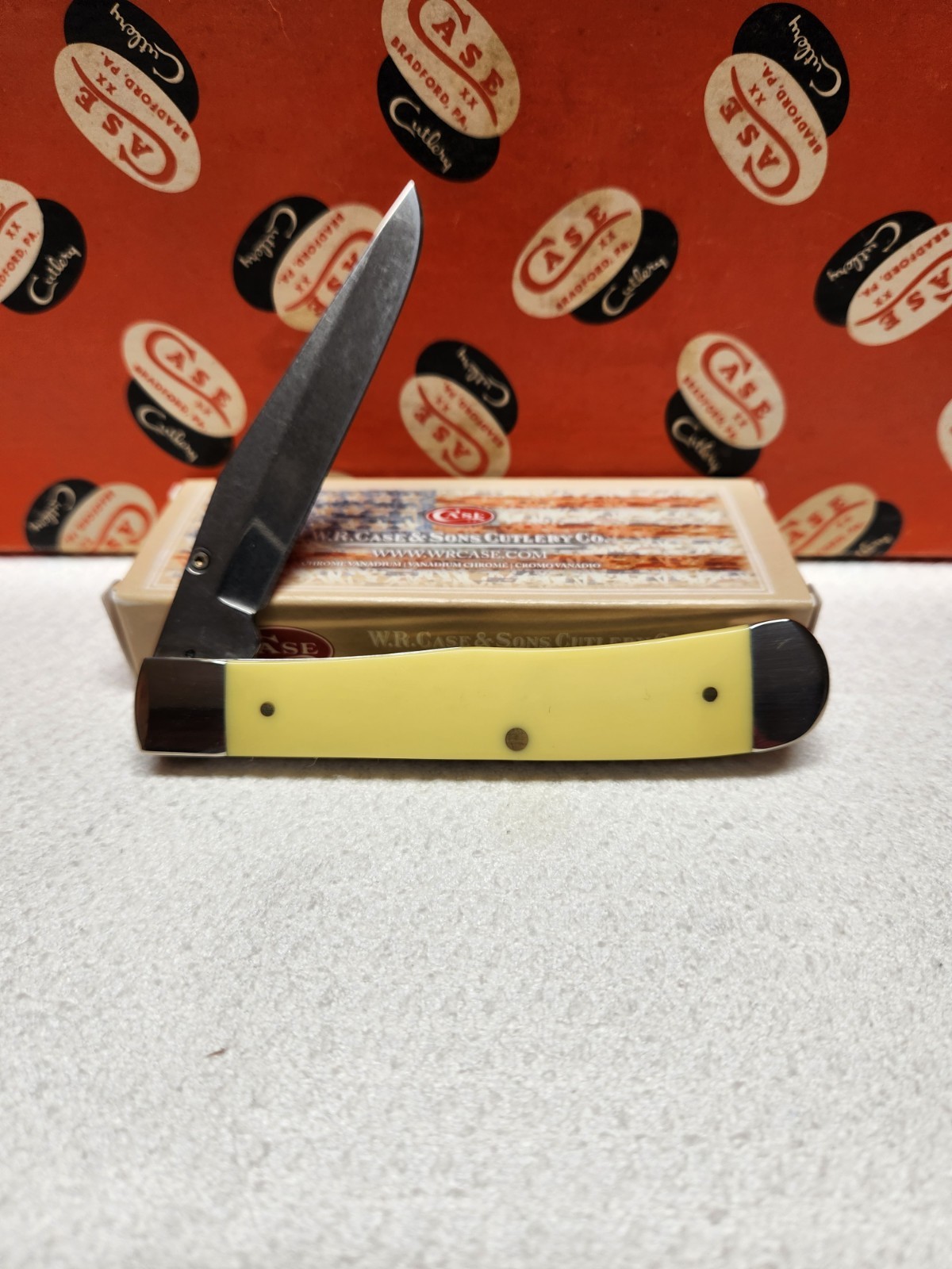 2020 Case Xx Trapperlock Yellow Synthetic CV Blade