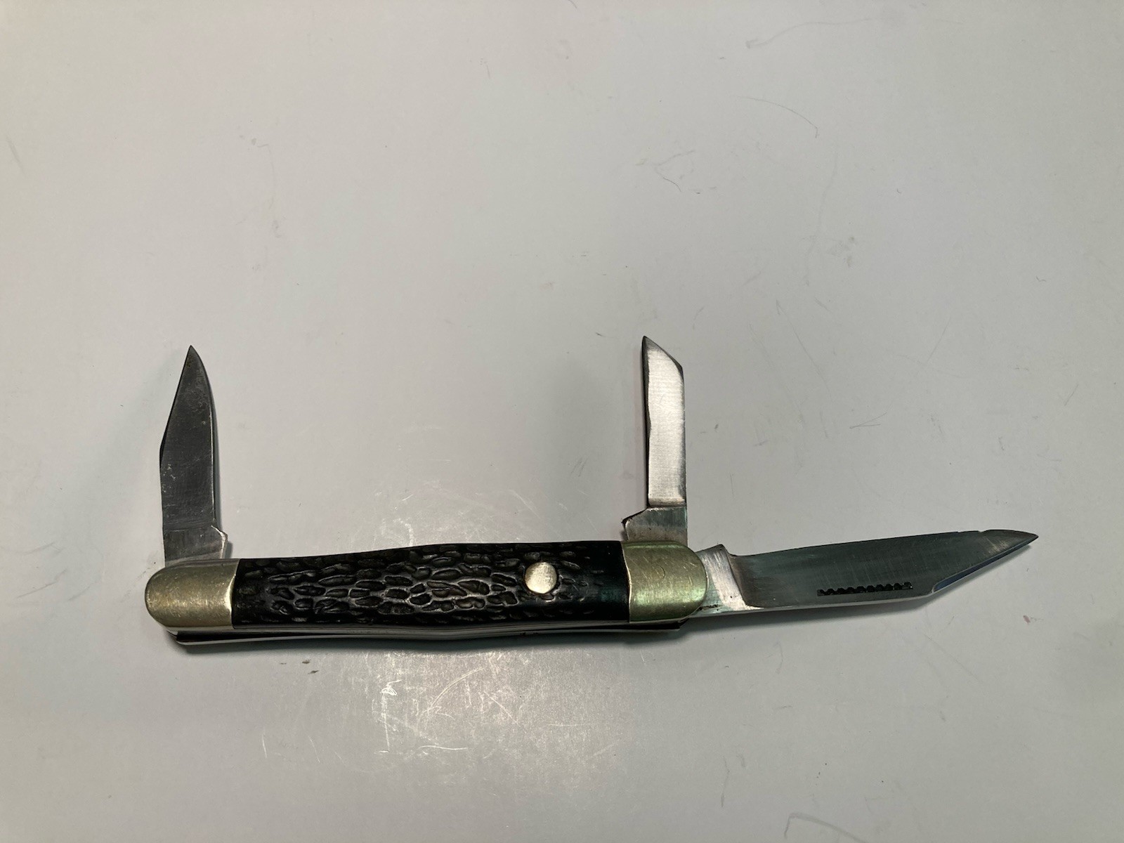 Vintage Three Blade Pocket Knife With Black Wood Grain Plastic Handle