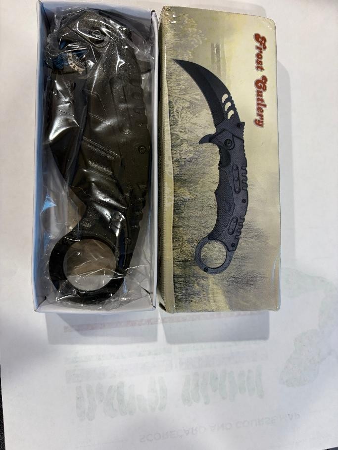 Frost Cutlery 5.5 Closed Black Stainless Steel Blade