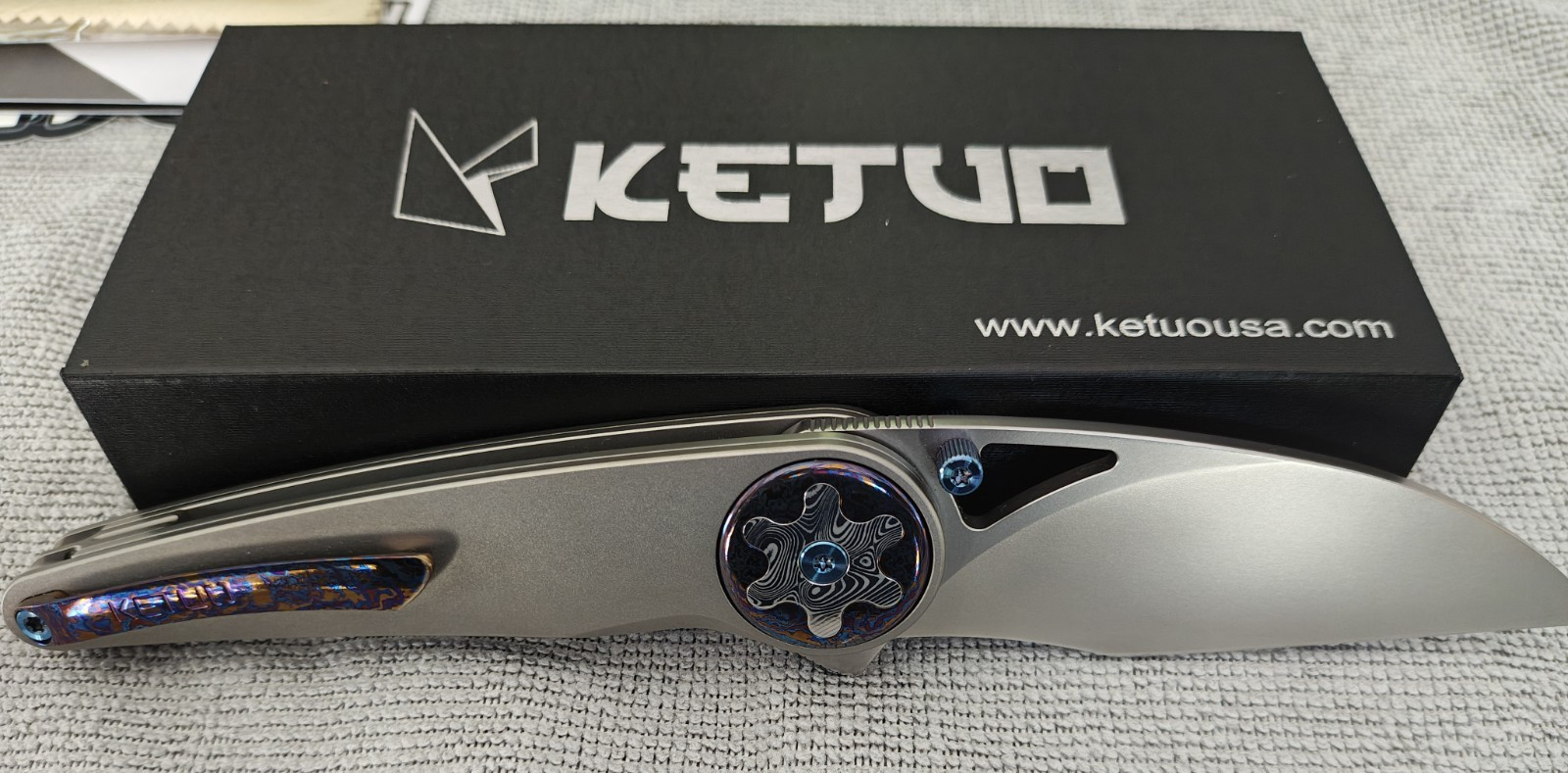 Ketuo Happy Hour M390 Titanium Pocket Knife with Mokuti Inlay