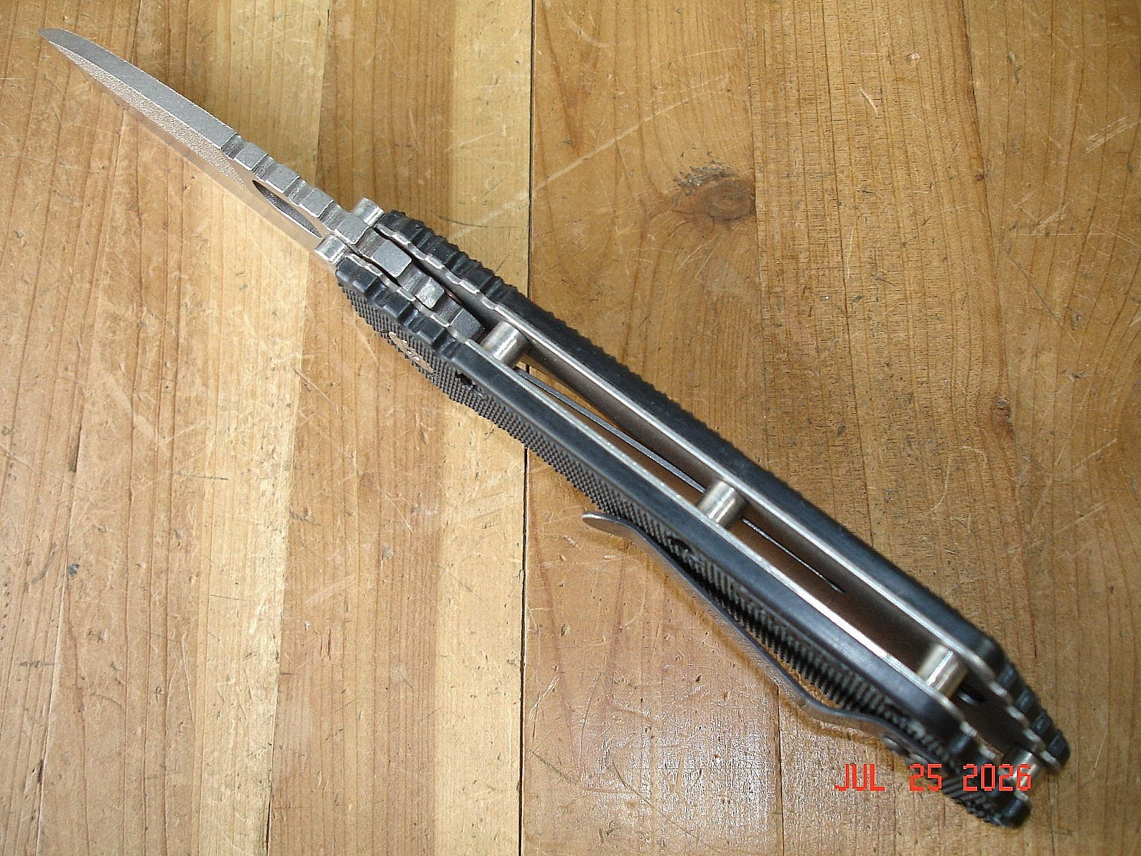 2003 BUCK KNIFE 882 889 STRIDER BOS ATS-34 STEEL BLADE SB.4 BLACK PLASTIC HANDLE