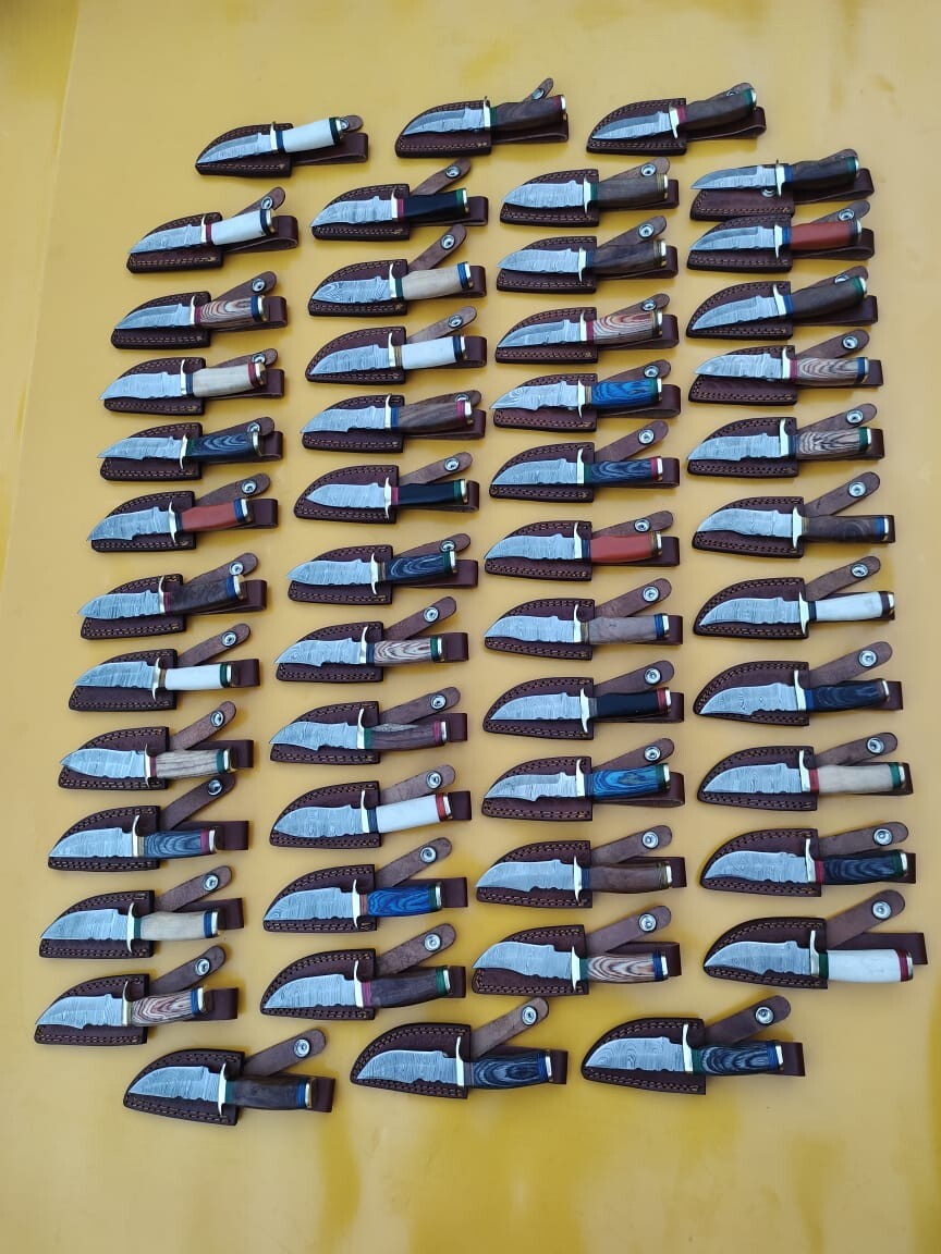 Lot of 20 HANDMADE DAMASCUS STEEL SKINNER HUNTING KNIVES 6inch