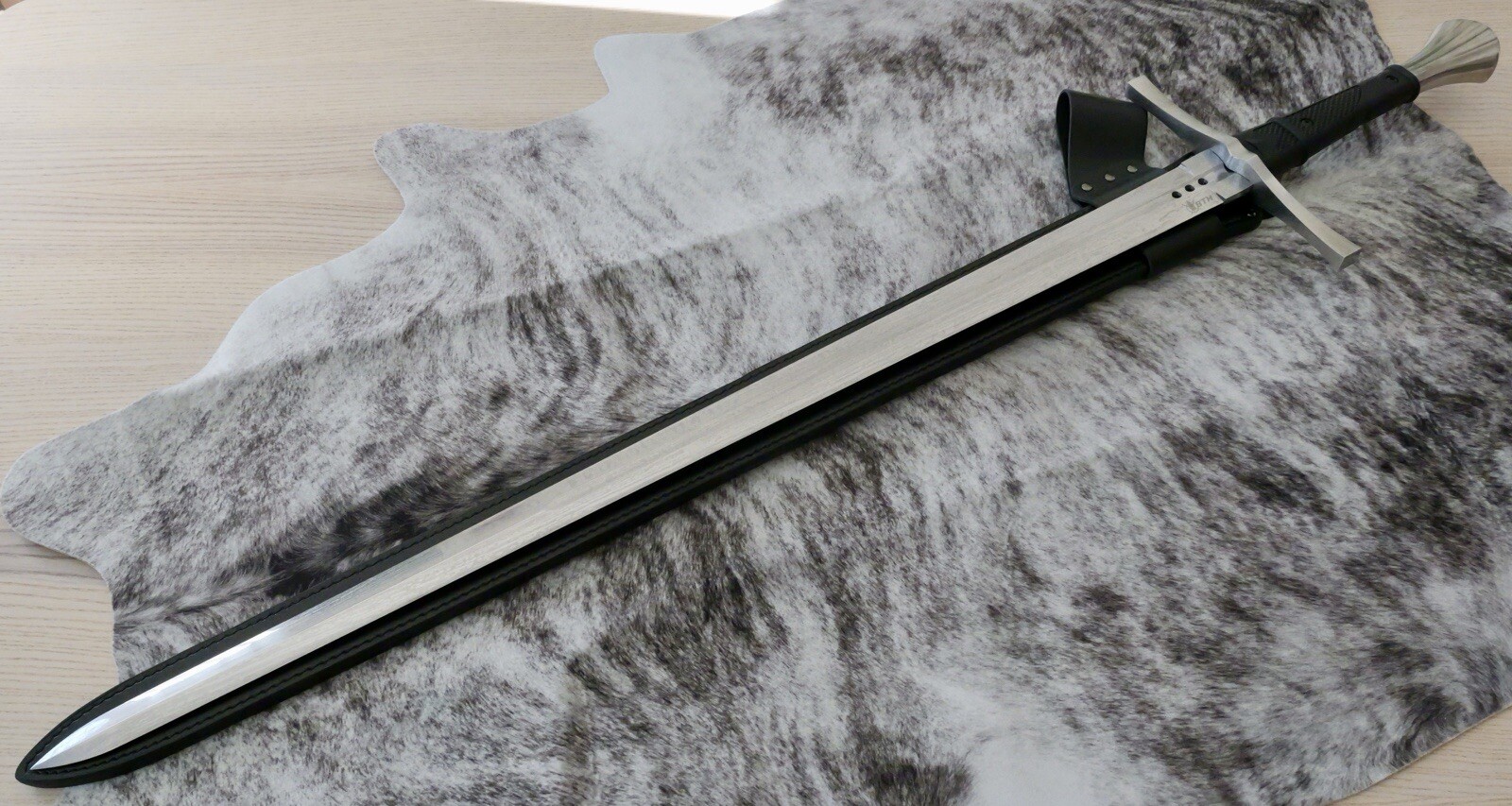 45” Medieval Longsword Two Handed Razor Sharp 7mm Thick Blade SHARP Double Edge