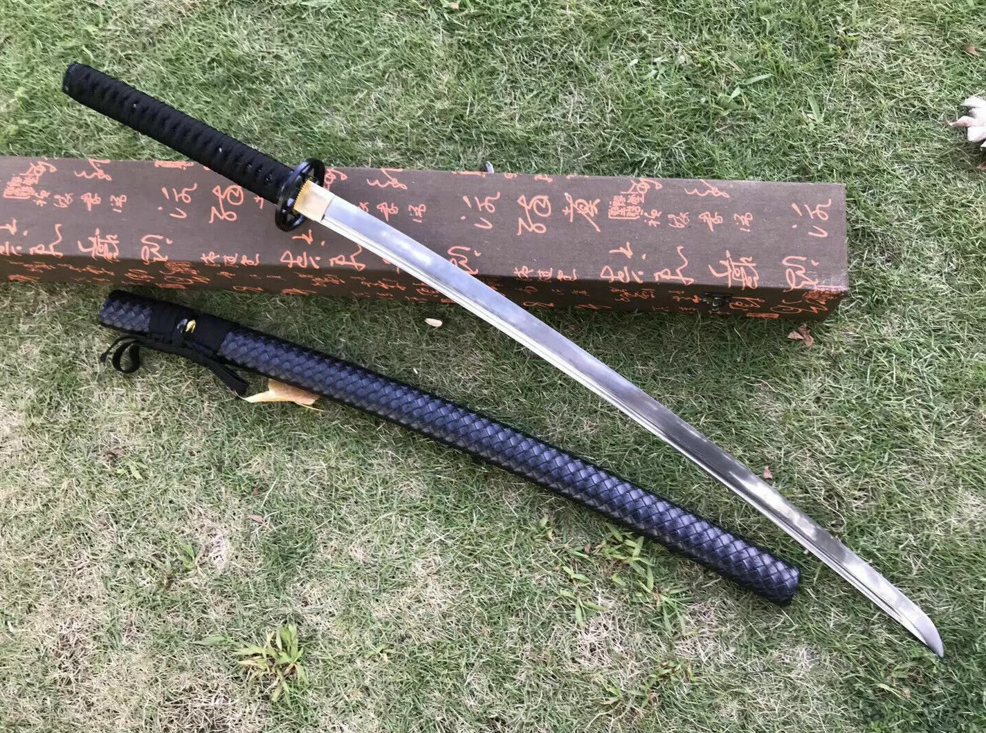 HANDMADE JAPANESE SAMURAI KATANA SWORD DAMASCUS FOLDED STEEL SHARP FULL TANG .