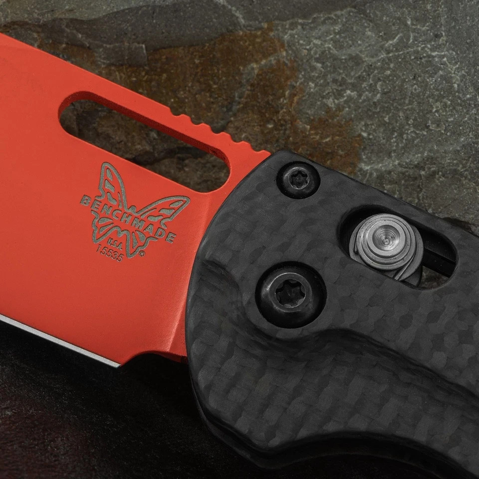Benchmade 15535OR-1 Taggedout Hunting Knife Folding Blade Magnacut Carbon Fiber