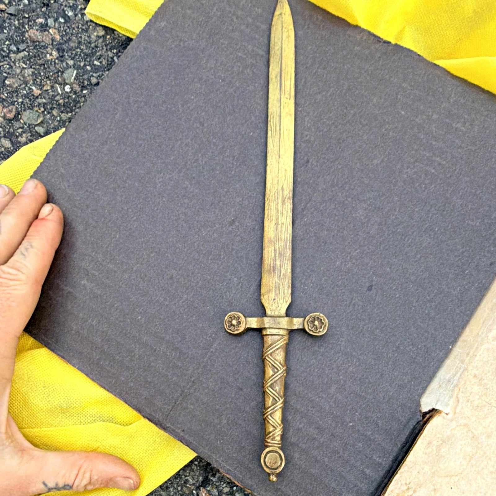 11 inch Gold Tone Decorative Dagger with Crossguard, Double-Edge, Ambidextrous