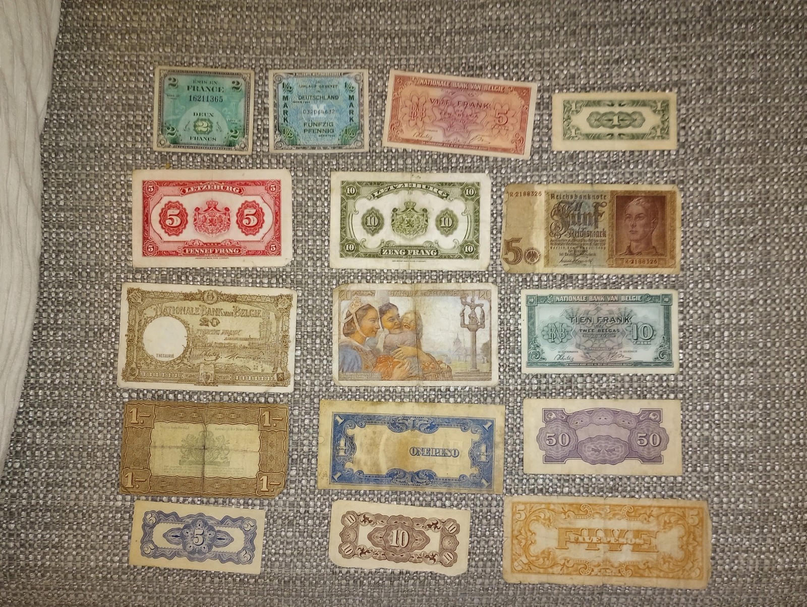 World War II Bring Back Knife From The Philippines. With Mixed Paper Money