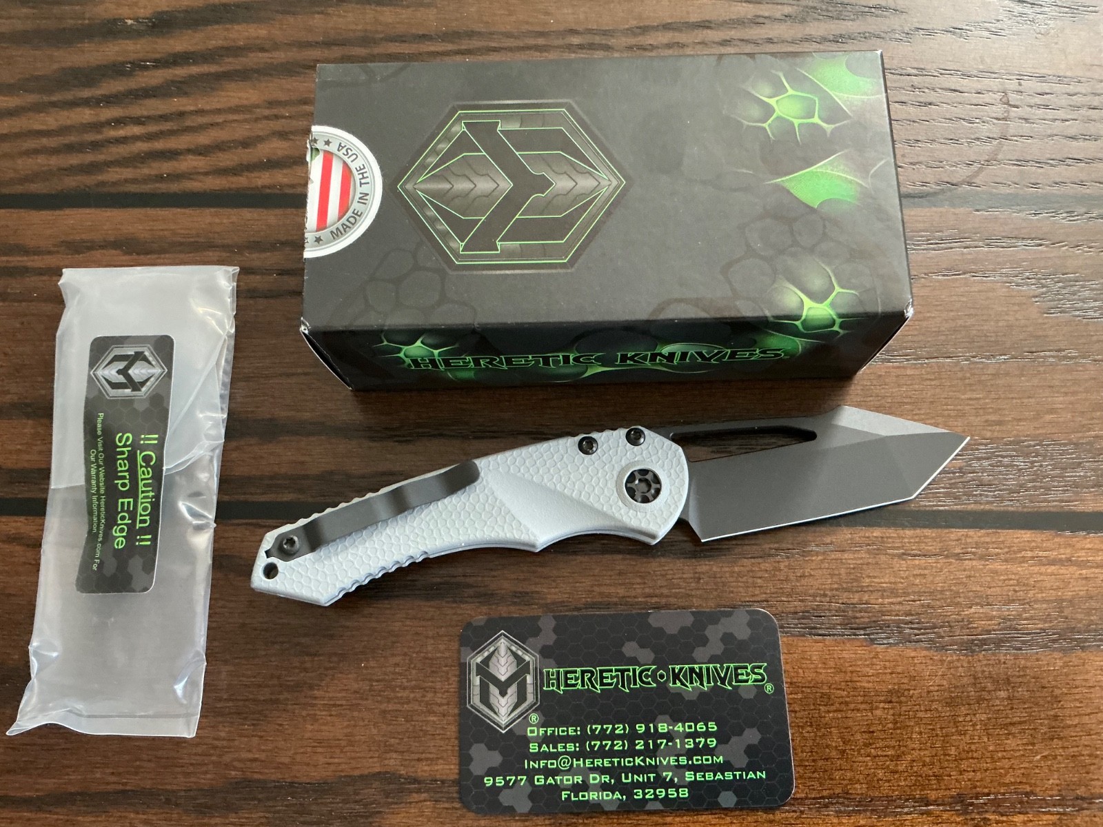 Heretic Knives Mini Pariah H053-4A-GRY MagnaCut Manual Tanto GRAY HANDLE