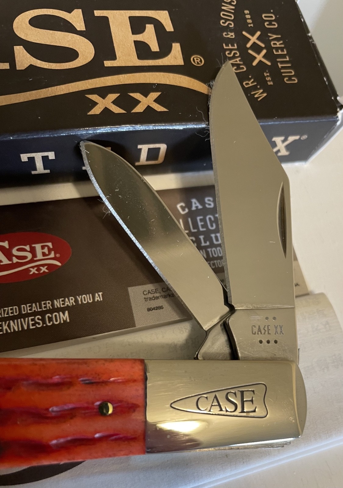 2025 Case XX CA42324 62009 1/2 SS Kinfolks Jigged Indian Paint Brush Bone Barlow