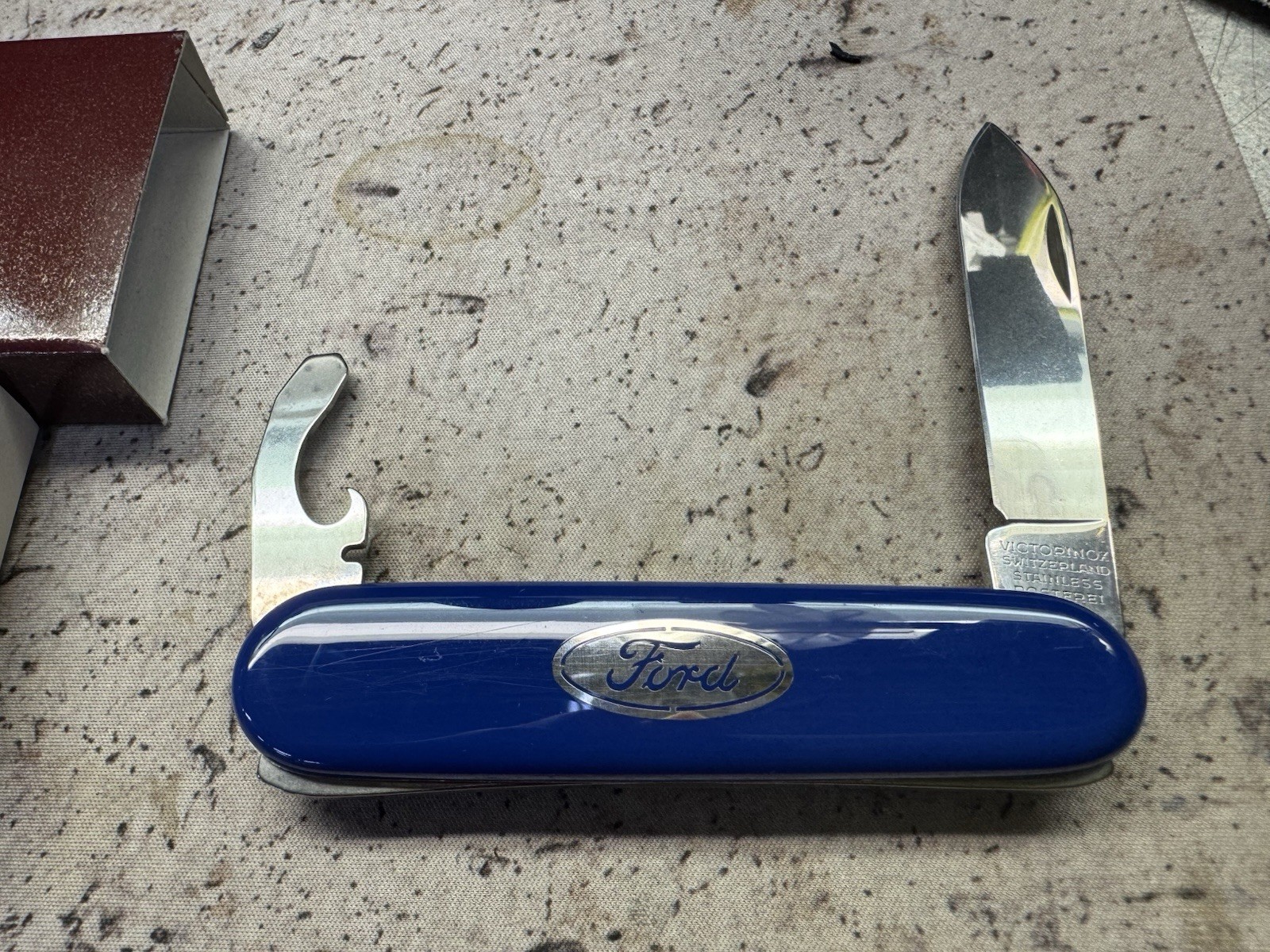 Victorinox Blue Swiss Army Knife Multi Tool 84mm. FORD Branded Logo New In Box