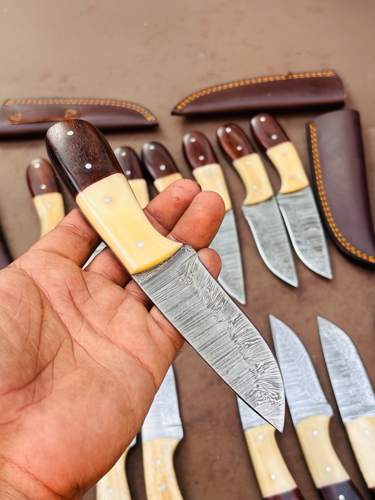 LOT OF 100 CUSTOM HANDMADE DAMASCUS STEEL HUNTING SKINNER KNIFE HANDLE BONE