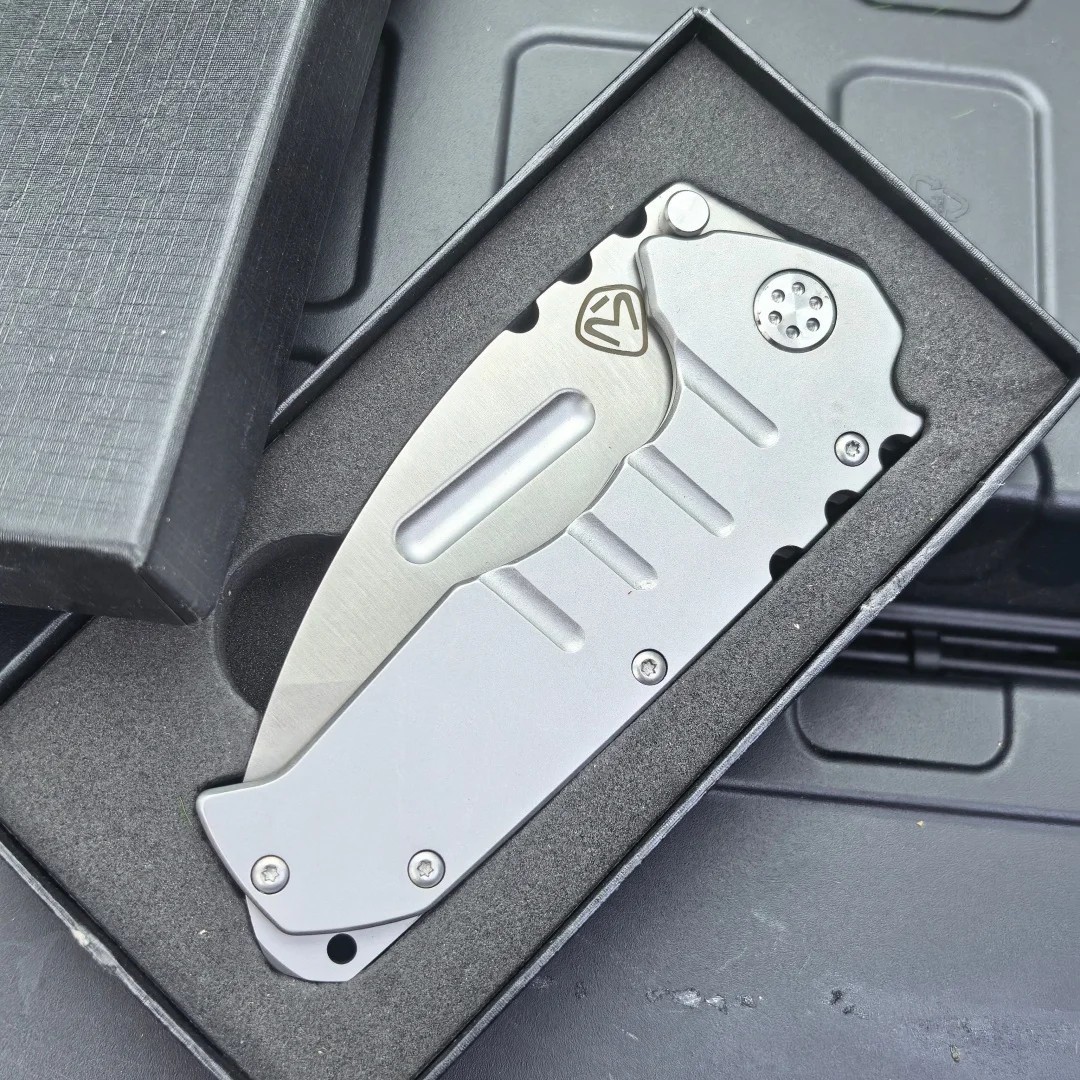 Heavy Duty Silver Folding Blade Tactical Knife D2 Blade Pocket EDC Knife 60HRC