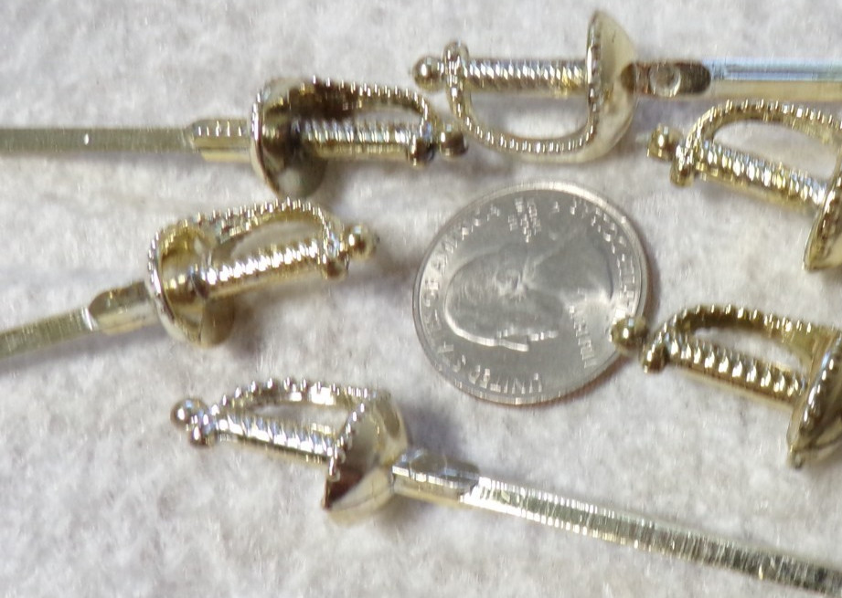 11 VINTAGE EPPY SWORD SABER RAPIER SHAPED COCKTAIL HORSDOEUVRES PLASTIC PICKS