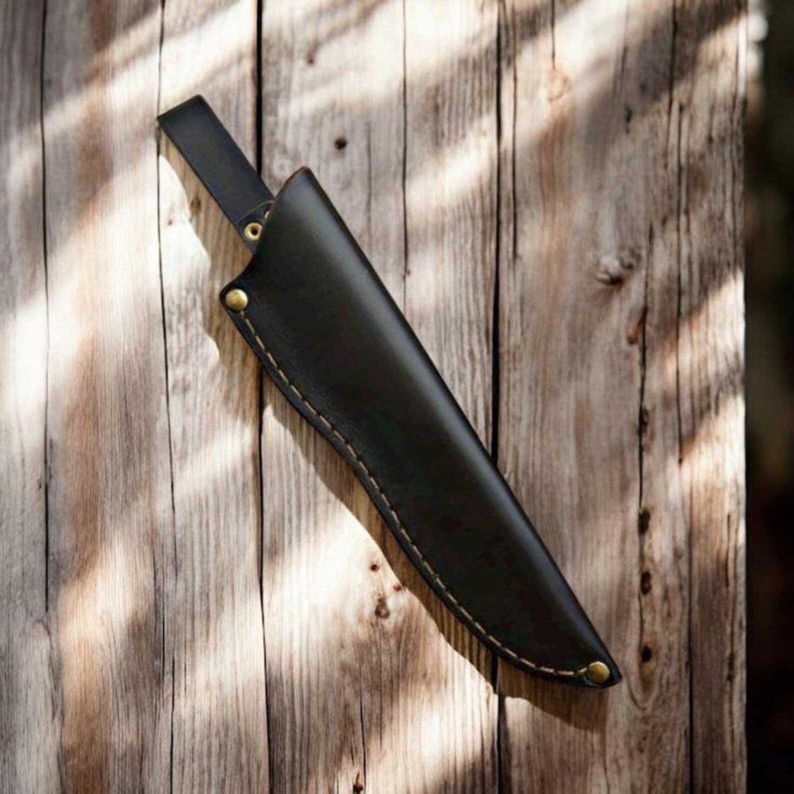 Handmade Carbon Steel Hunting Knife Ash Wood Handle & Leather Sheath For Outdoor