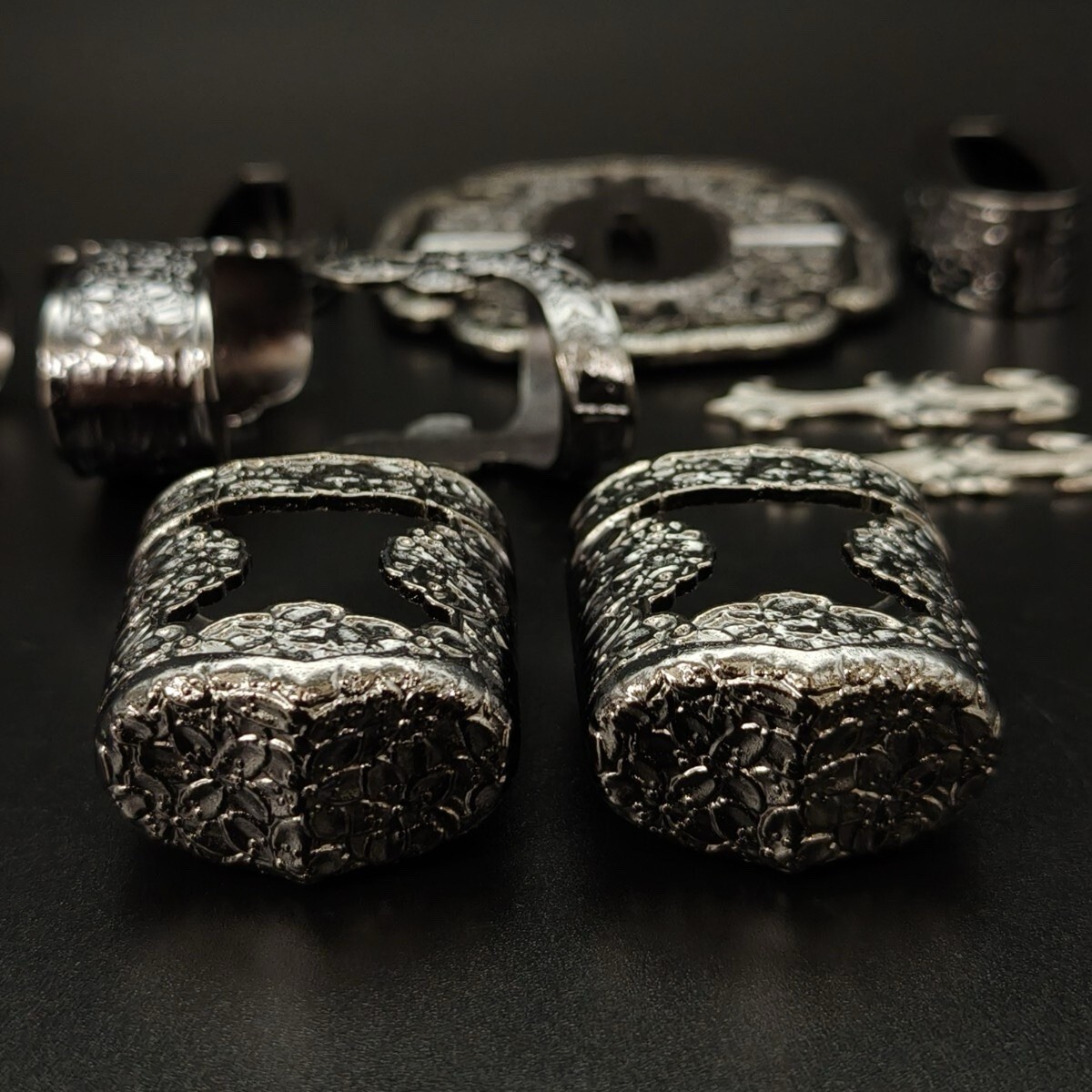 Brand New Japanese Tachi Sword Koshirae Fittings Set Tsuba Menuki Alloy Hardware
