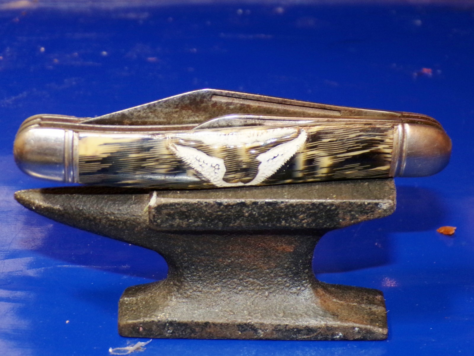 Vintage Imperial U.S.A. Pocketknife w/Embossed Longhorn on Front Scale