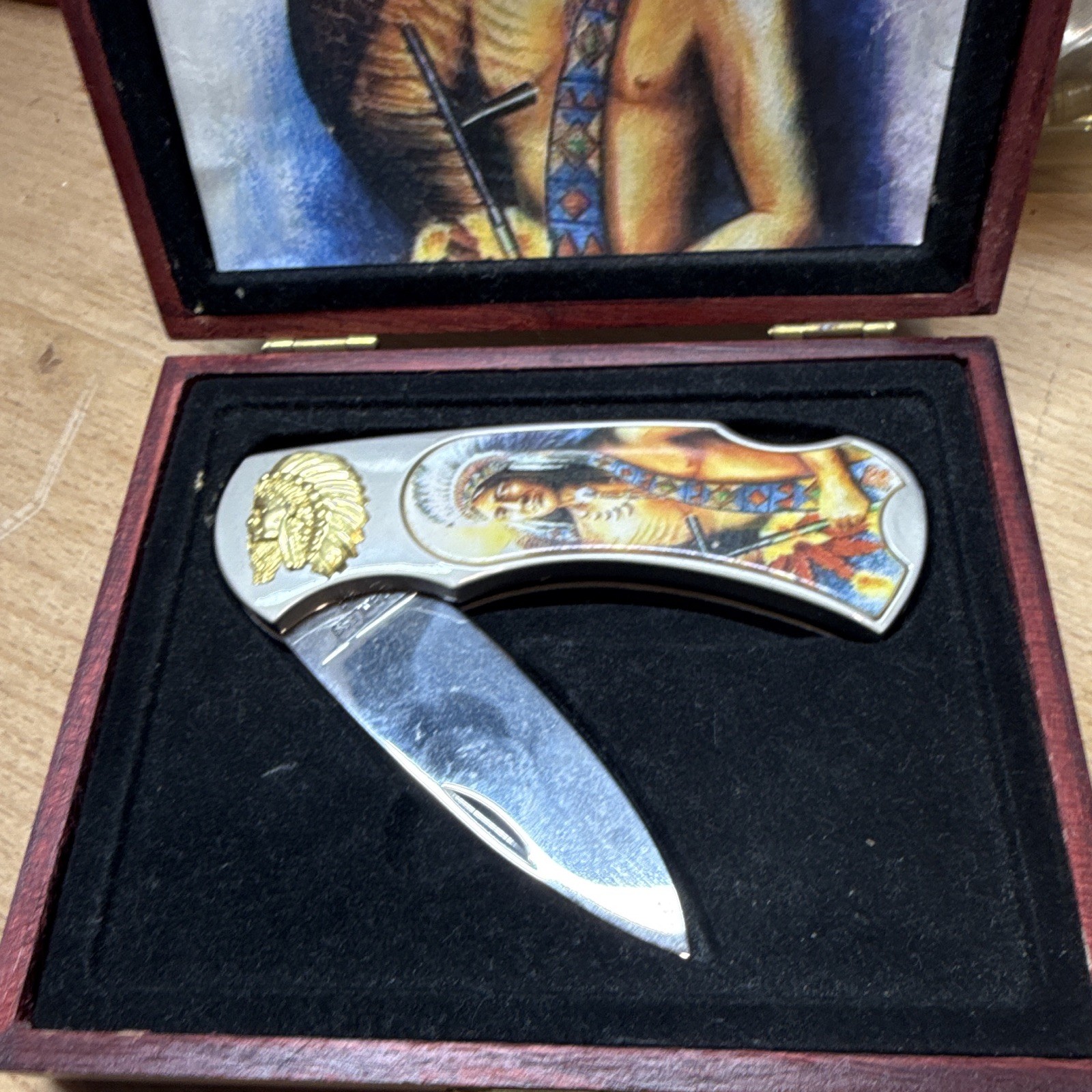 Native American Chief Lockback Pocketknife, Stainless Drop Point Under 2.75in