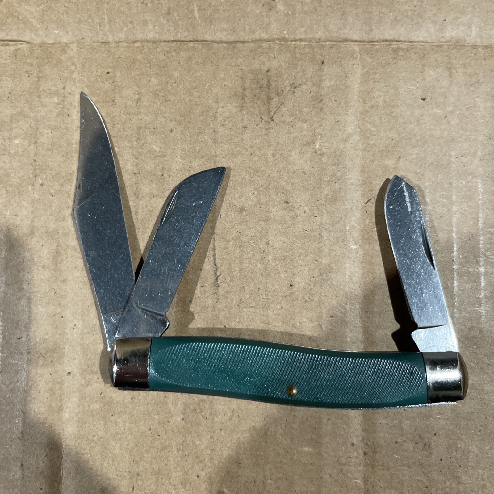 VINTAGE- IMPERIAL ~ «FRONTIER» ~3 Blade POCKET KNIFE – MADE IN IRELAND (Green)