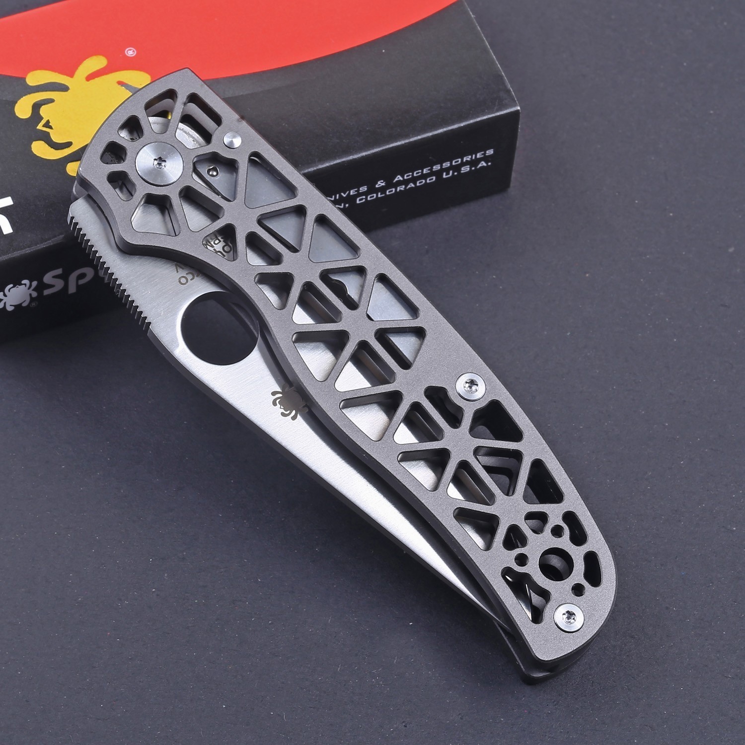 2025 New Skeleton Titanium Handle Light Weight Easy Carry Tactical Pocket Knife