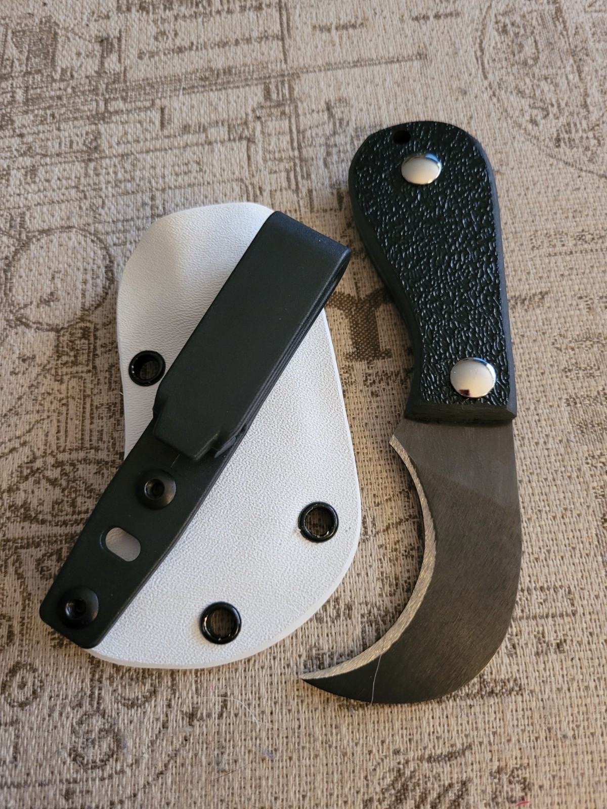 RcaneArtisan Handmade Winterhawk Fixed Blade Knife