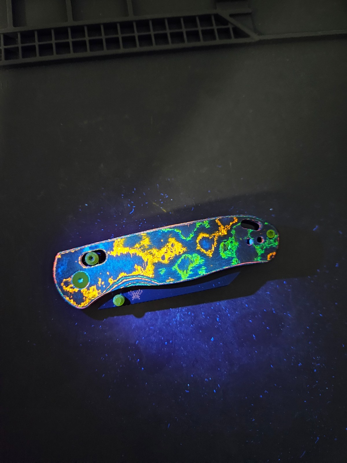 Kizer Drop Bear Blade City Exclusive S45VN Blade 80s Camo Carbon Handle 200 made