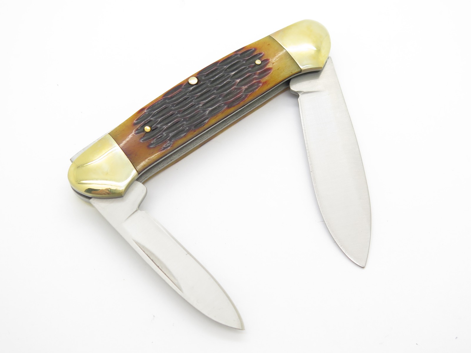 2024 Buck 389 Canoe Jigged Bone Handle Folding Pocket Knife