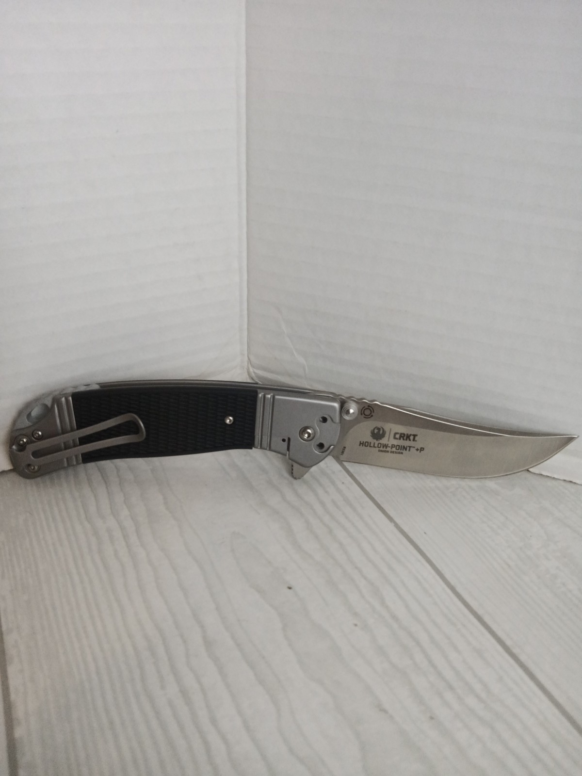 CRKT Ruger Hollow-Point +P Folding Pocket Knife Model #R2301 NIB