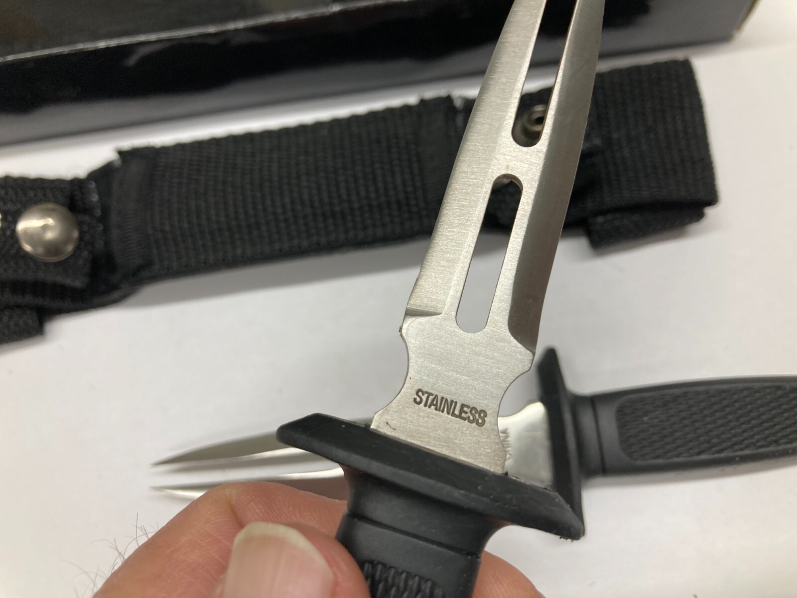 Double Knife Set w/Horizontal Belt Nylon Sheath YK-20-2