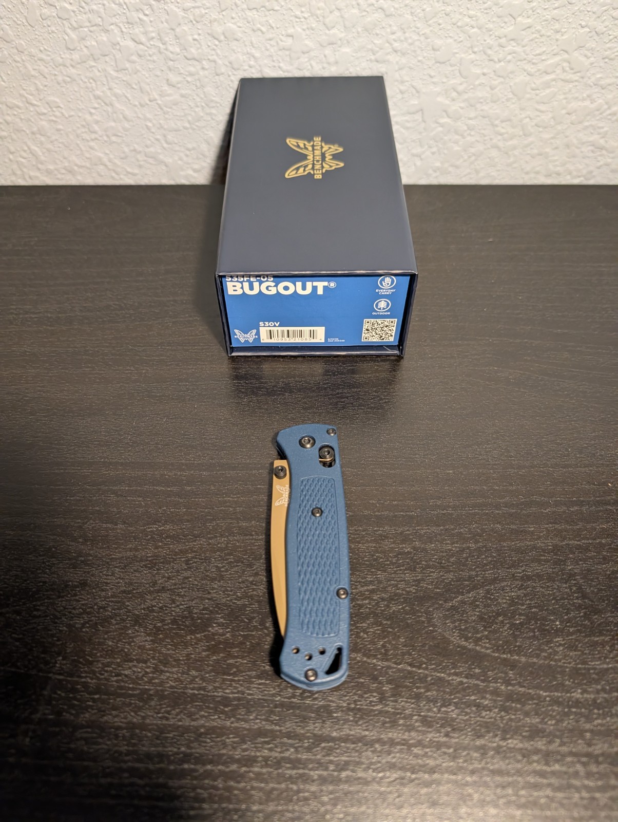 Benchmade Bugout 535FE-05 (100% Authentic) Blue Grivory S30V Axis Drop Point