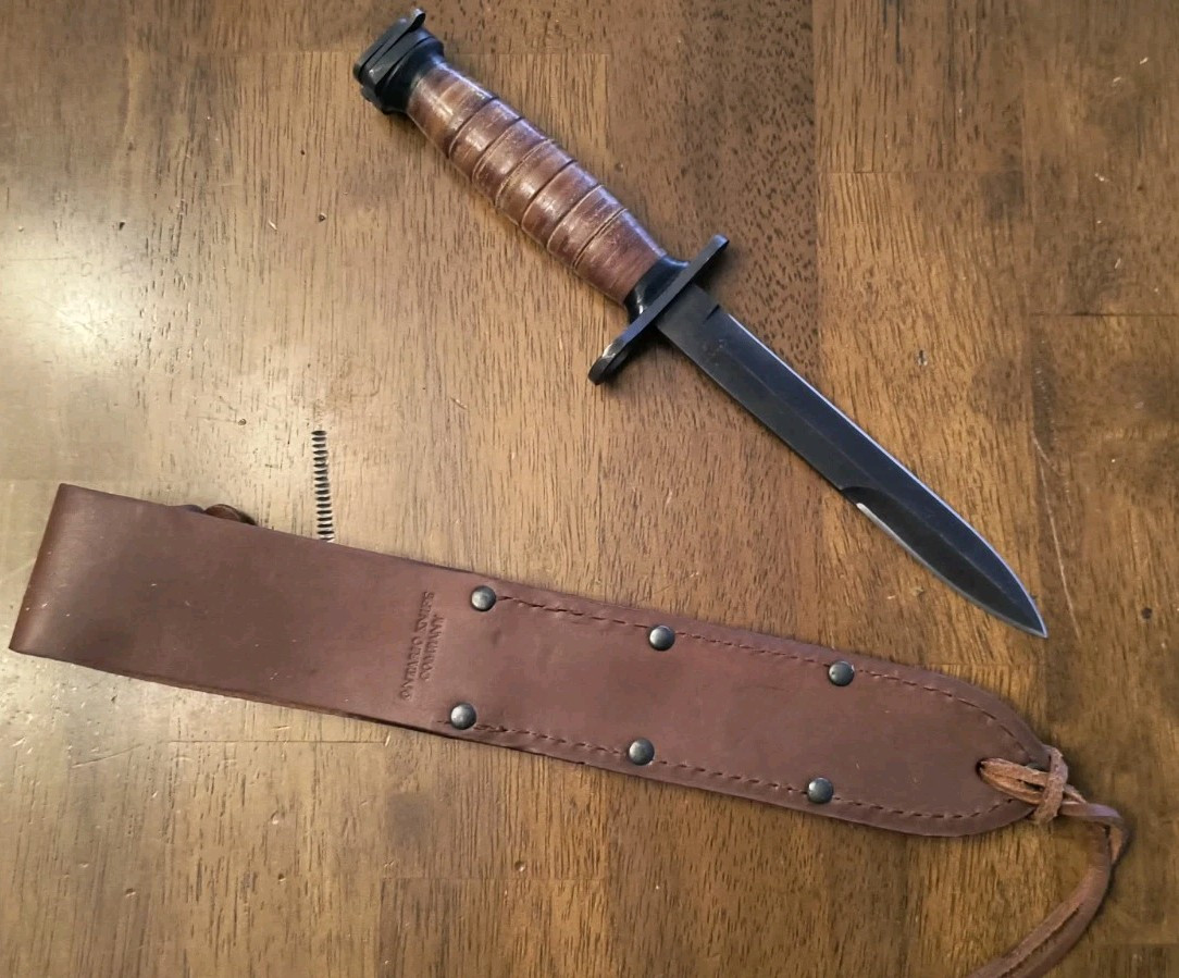WWII Replica M4Carbine Knife/Bayo + Ontario Leather Scabbard Sheath OKC NEW