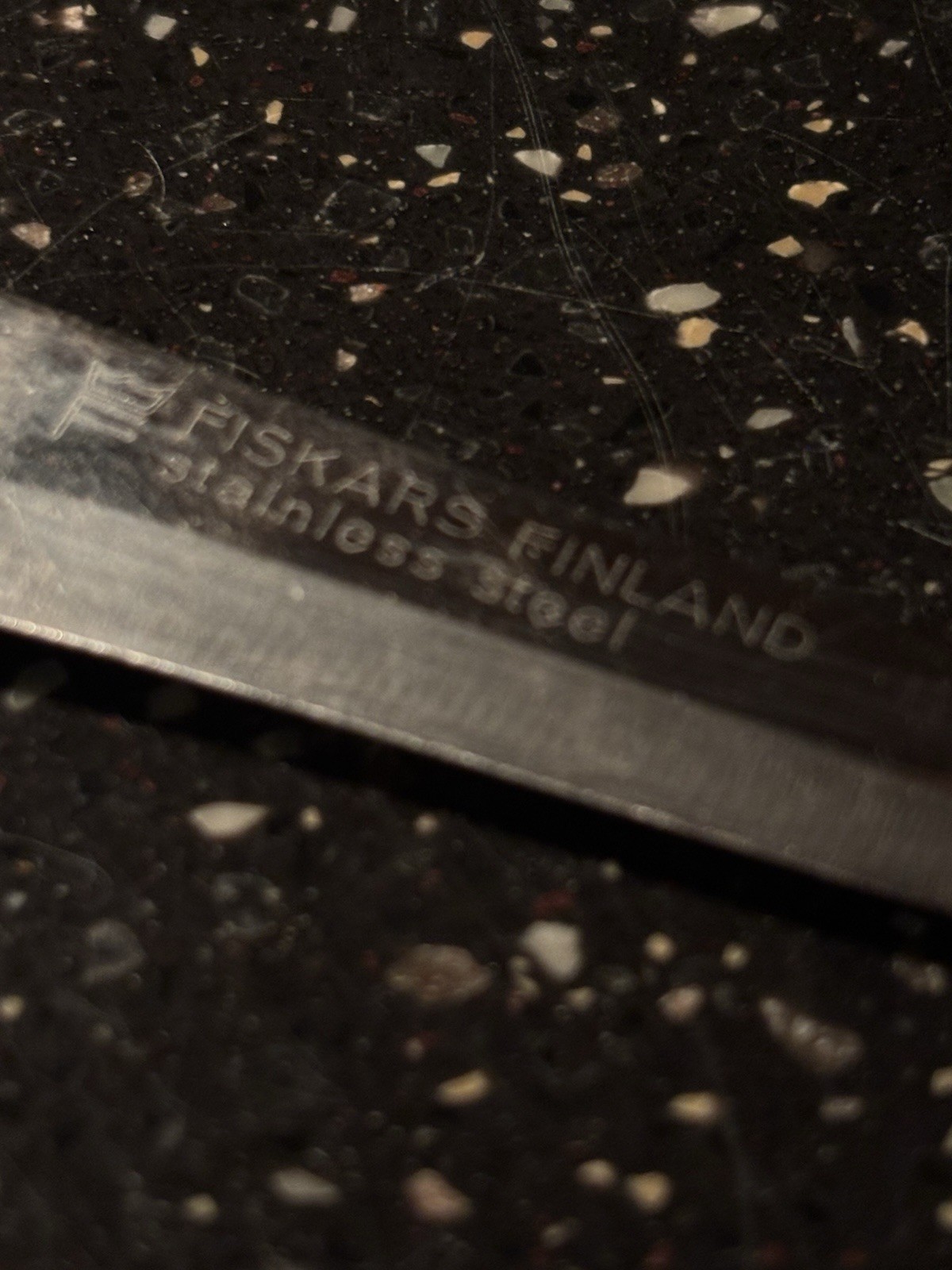 Fiskars Fixed Blade Hunting Knife 1990, Stainless Clip Point Over 5in, Sheath