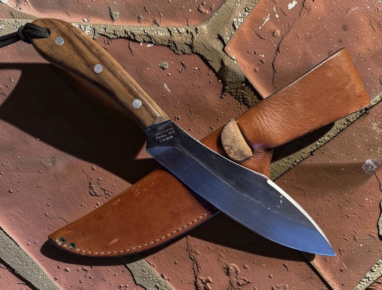 DHR Russel Fixed Blade Knife Gronnman Canada